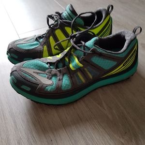 Women's size 7 Brooks
